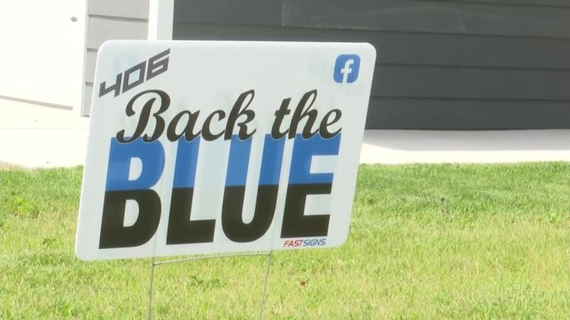 "Back The Blue" sign
