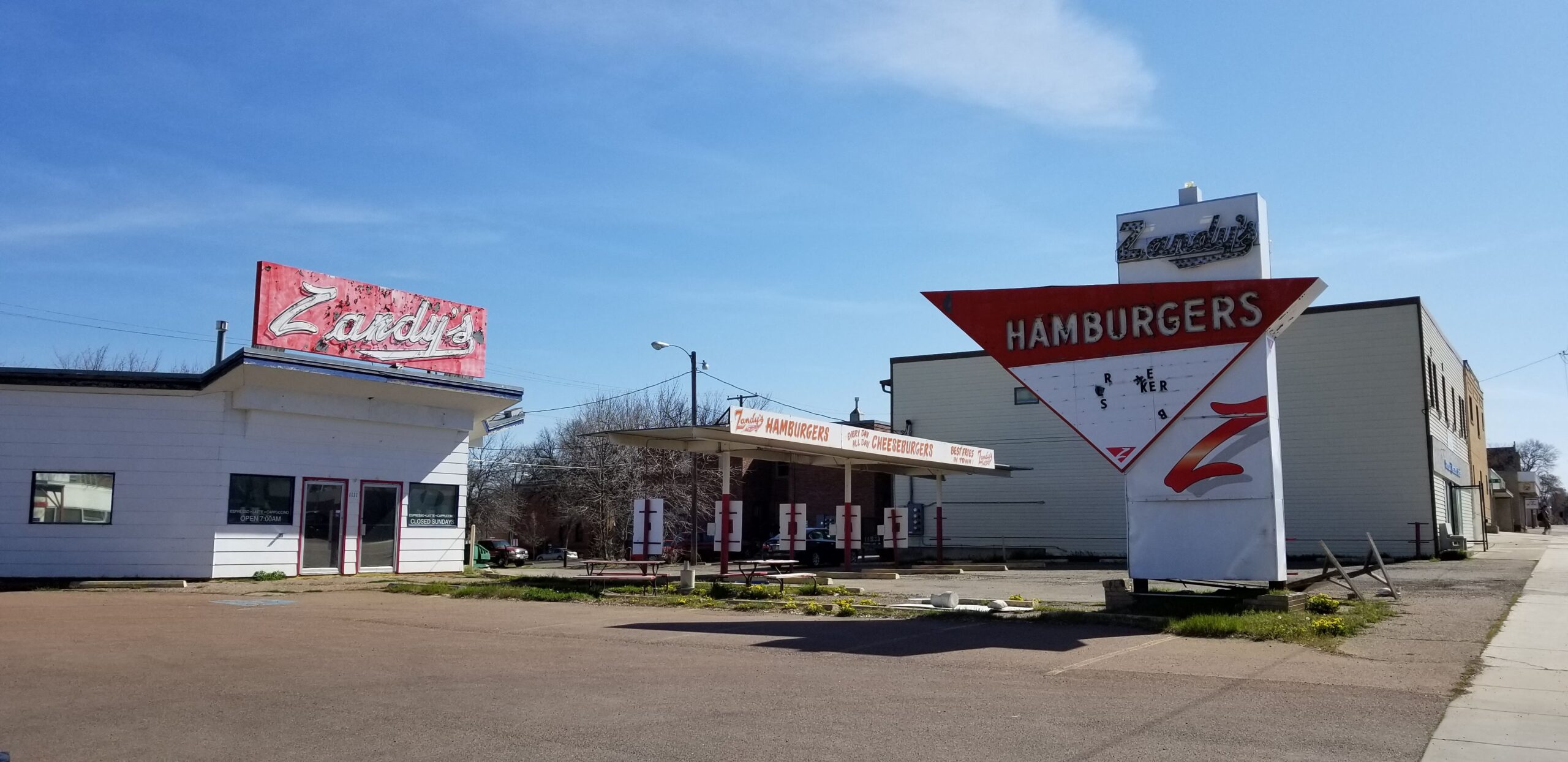 Zandy’s and Suki Cafe